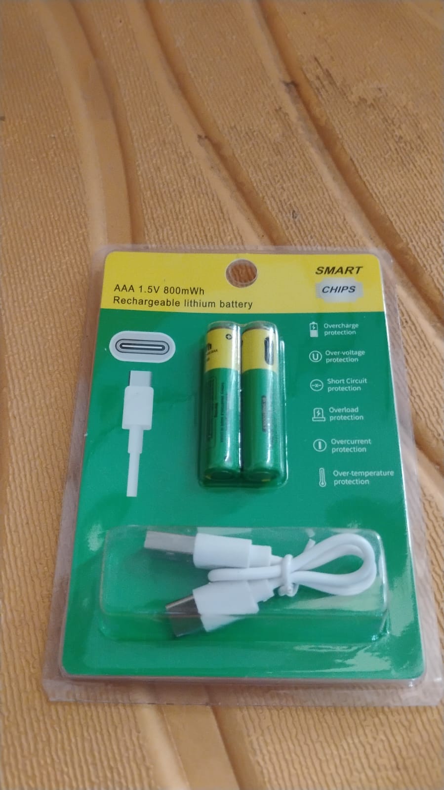 AAA Rechargeable 800 mWh Batteries With Recharging Cable (2 Pc Set) Your Brand