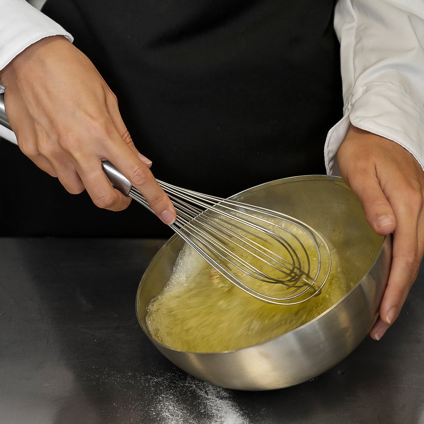 Large Stainless Steel Balloon Whisk Heavy-Duty Kitchen Tool (30cm / 1 Pc) Your Brand