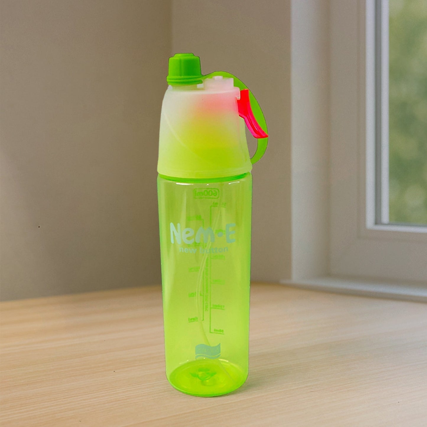 Plastic Dual Function Sports Water Bottle with Built-in Mist Spray and Leakproof Cap (600ML / 1 Pc) Your Brand