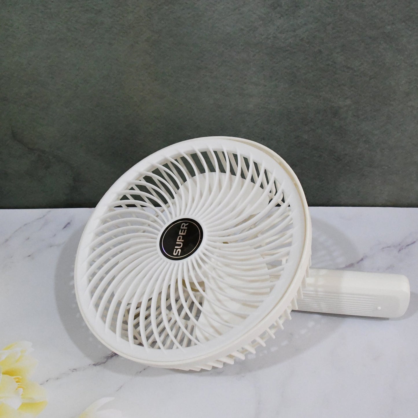 Multifunctional USB Desk Fan – Clip-On Plug & Play Fan, 1 Pc with Brown Box (On / Off Switch Not Provided) Your Brand
