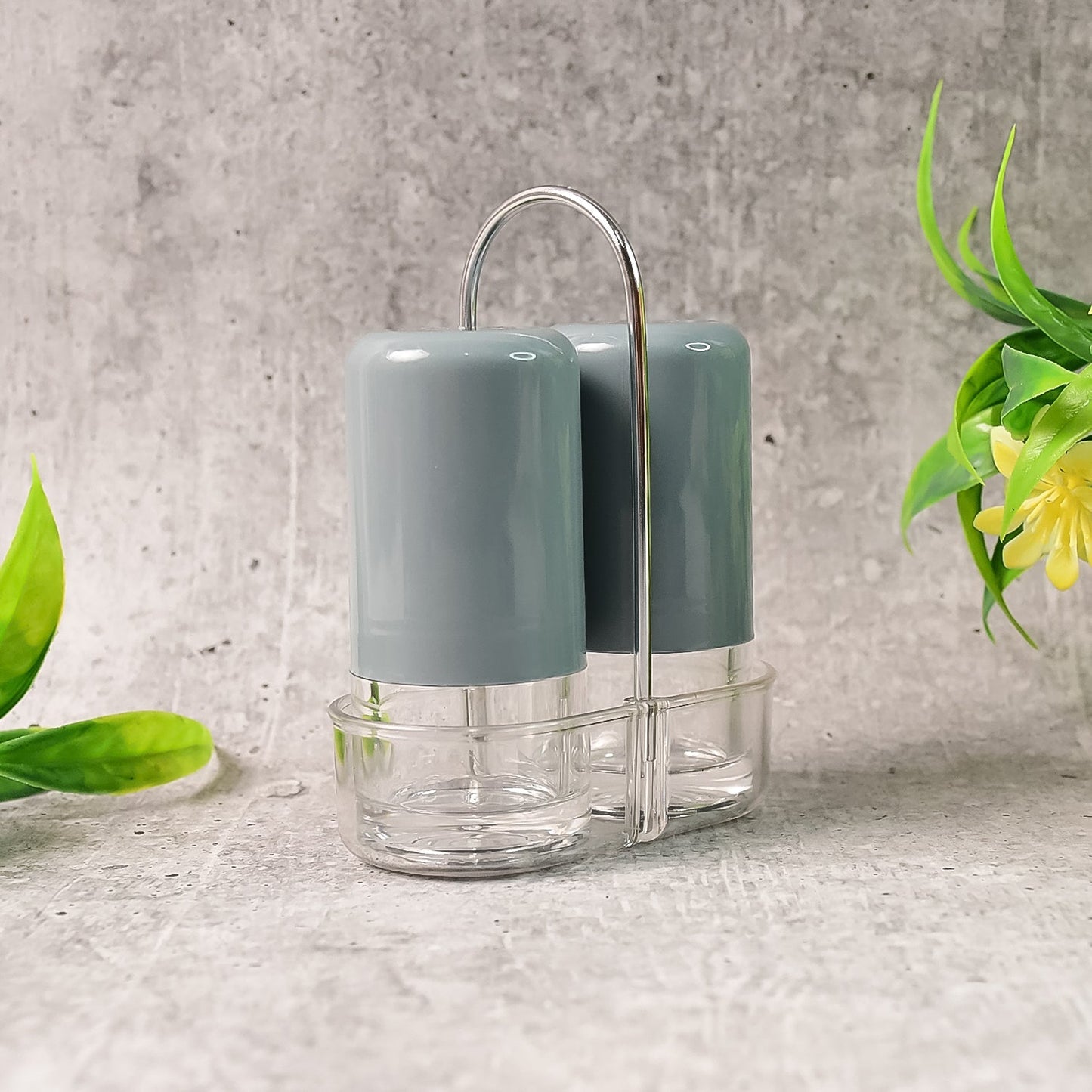 Apex Victory Salt & Pepper Dispenser Set – 2 Pcs Acrylic Seasoning Shaker Your Brand