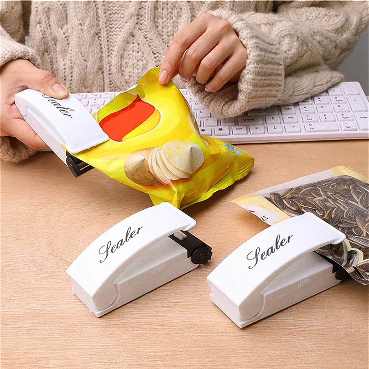 Portable Handheld Plastic Bag Sealer Machine (1 Pc) Your Brand