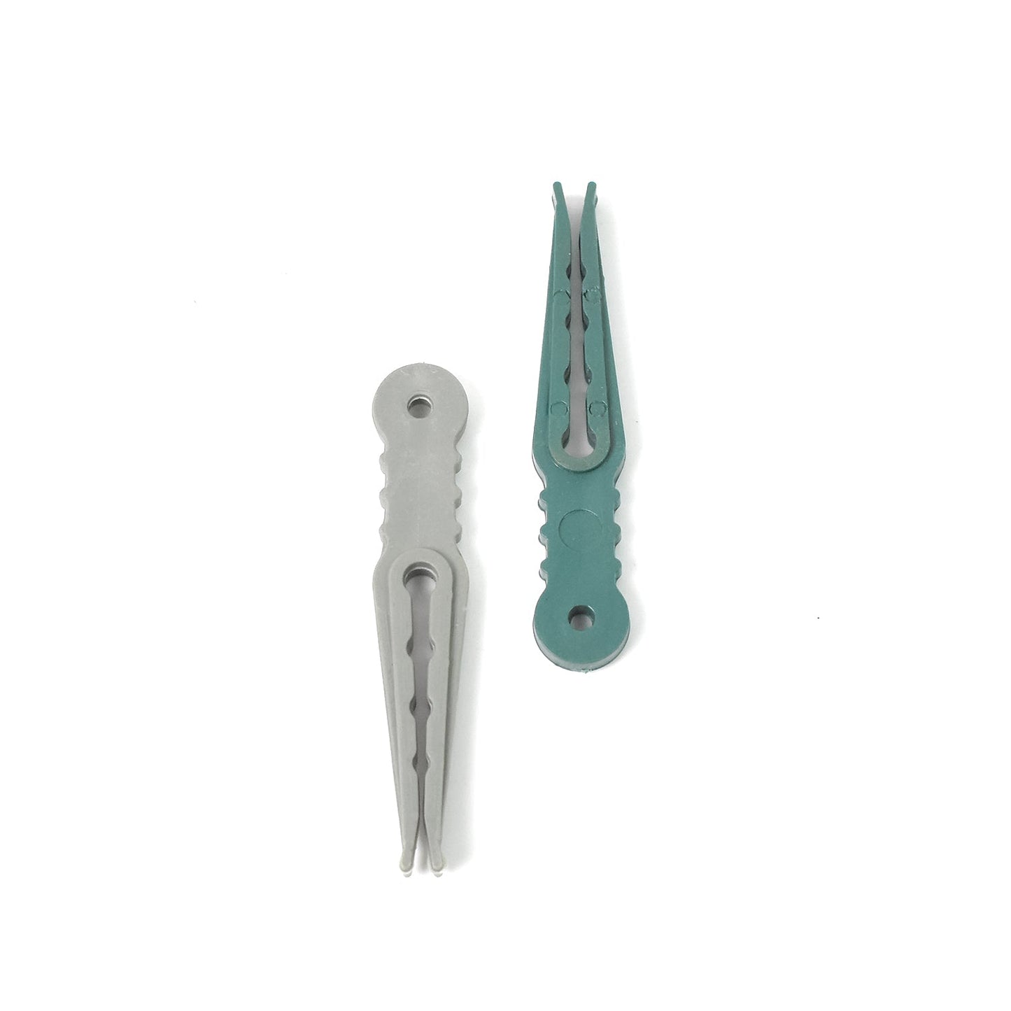 36Pcs MULTIPURPOSE PLASTIC CLOTH HANGING PEGS / CLIPS - 36 PCS Your Brand
