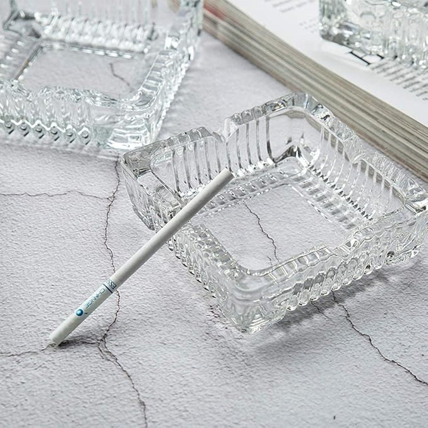 Square Glass Misti Crystal Quality Cigar Cigarette Ashtray Round Tabletop for Home Office Indoor Outdoor Home Decor Your Brand