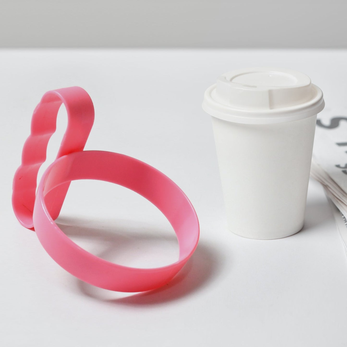 Anti-Slip Plastic Tumbler Handle – Lightweight Cupholder Grip (1 Pc) Your Brand