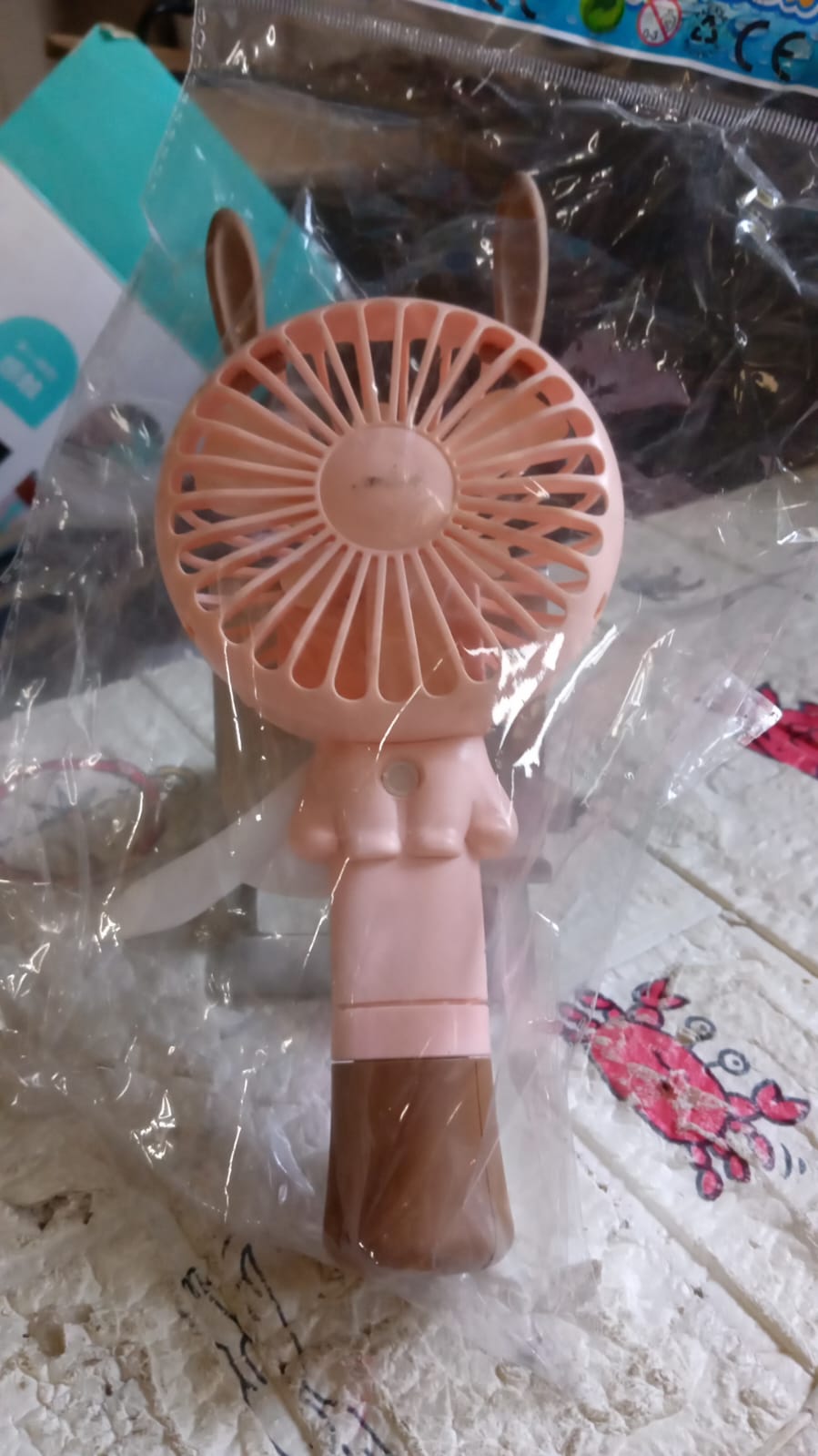 Portable Small Fan Handheld, Mini Student Handheld Dormitory Class Personal Fan Without Battery & USB Cable Operated Manual Hand Press Fan (1 Pc) Your Brand