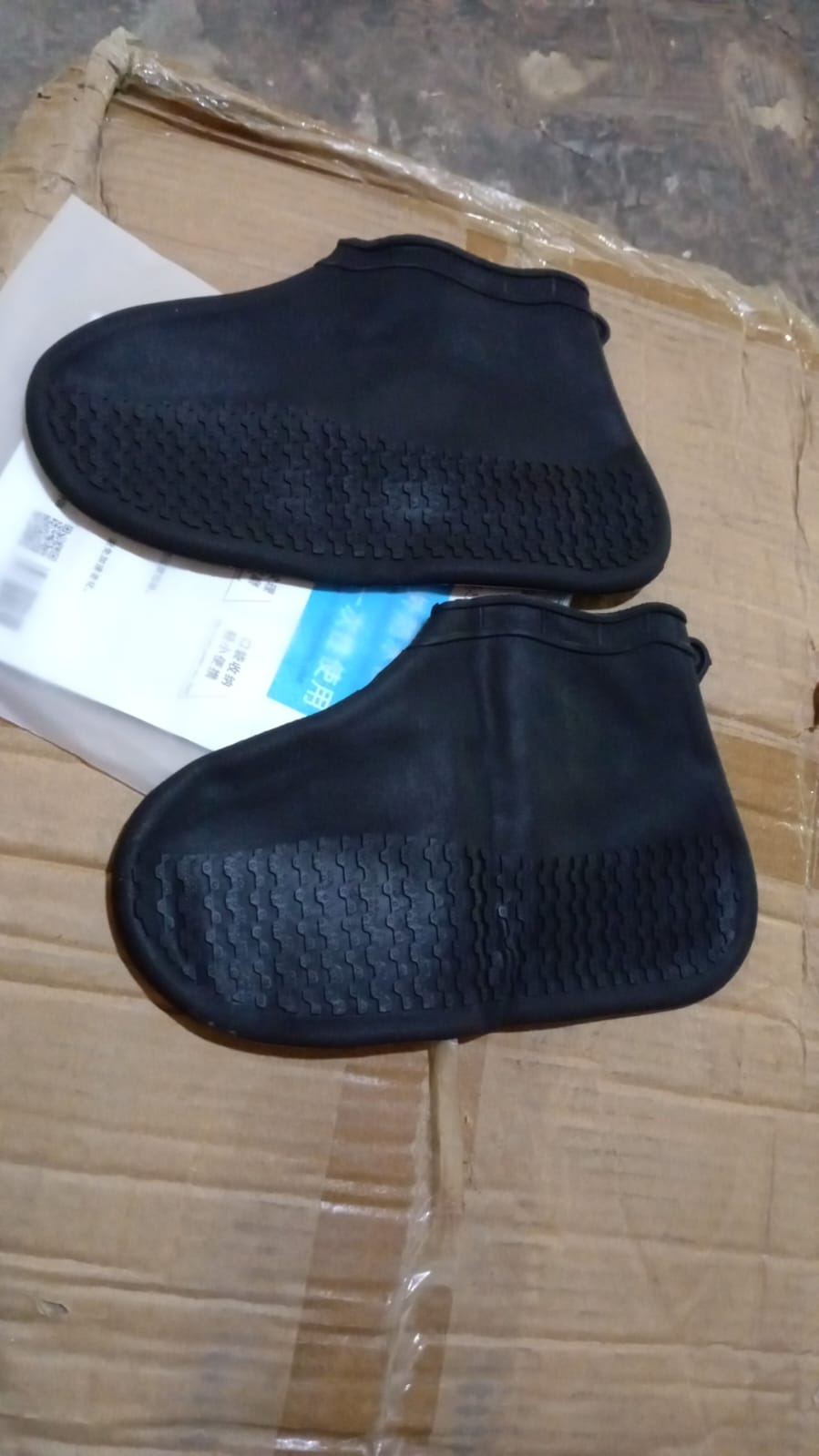 Non-Slip Silicone Rain Reusable Anti skid Waterproof Fordable Boot Shoe Cover (Small Size / 1 Pair / Mix Color) Your Brand