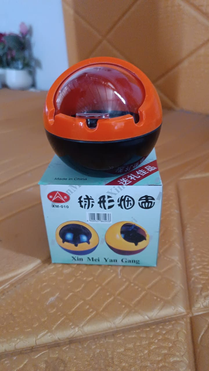 Ball Ashtray PP Plastic Windproof with Lid Indoor Outdoor Patio Car Portable Ashtray Your Brand
