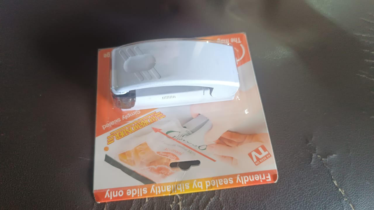 Mini Handheld Plastic Bag Heat Sealer (1 Pc) Your Brand