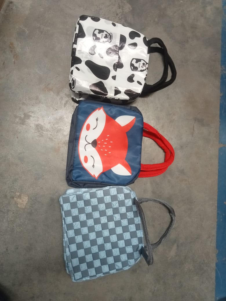 Lunch Bag for Women Men Insulated Lunch Bag (1 Pc / Mix Color & Design) Your Brand