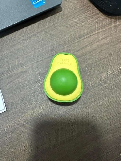 Catnip Minty Avocado Ball Toy 8feb97-4