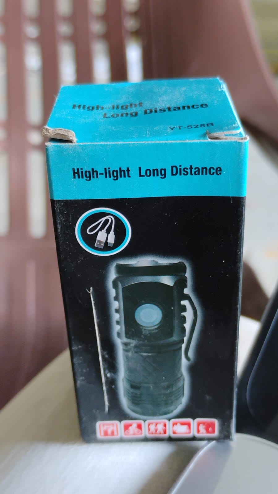 Small LED Torch, 5 Lighting Modes (1 Pc) Your Brand