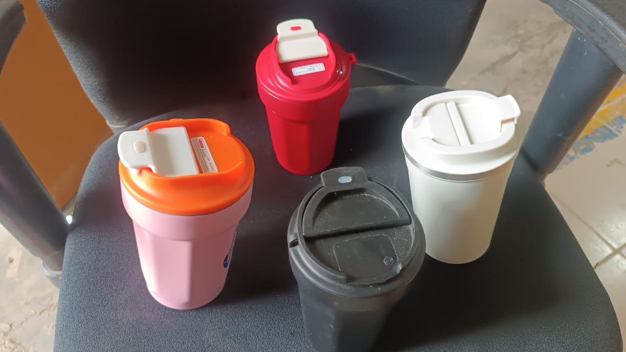Stainless Steel Coffee Travel bottle with Lid 450 ML Approx (1 Pc) Your Brand