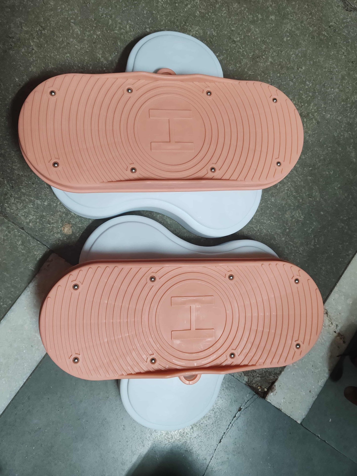 Rotating Waist Plate 8feb97-4