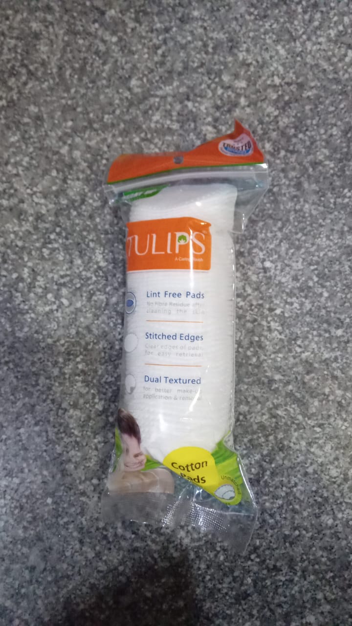 3236 Tulips 50 Round Facial Cotton Pads