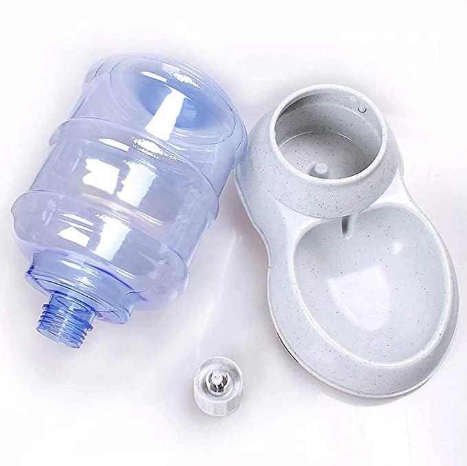 THE GIR FARMER automatic pet water dispenser with clear water bottle and white base for pets