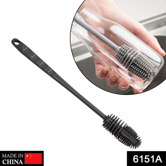 Bottle cleaning brush designed for effective cleaning of bottles and narrow containers