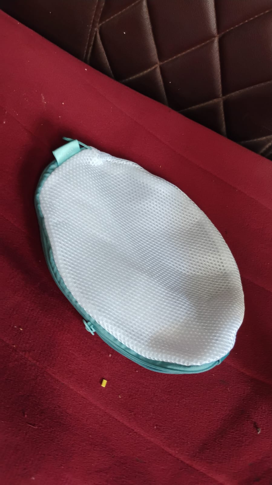 Premium Round Mesh Bra Wash Bag with Zipper for Washing Machine (1 Pc / Mix Size & Design) Your Brand