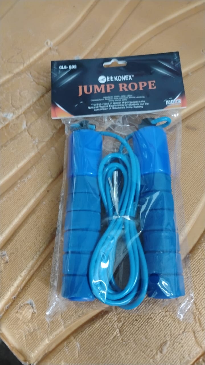 Adjustable Skipping Rope with Digital Jump Counter and Foam Grip Handles (1 Pc) Your Brand