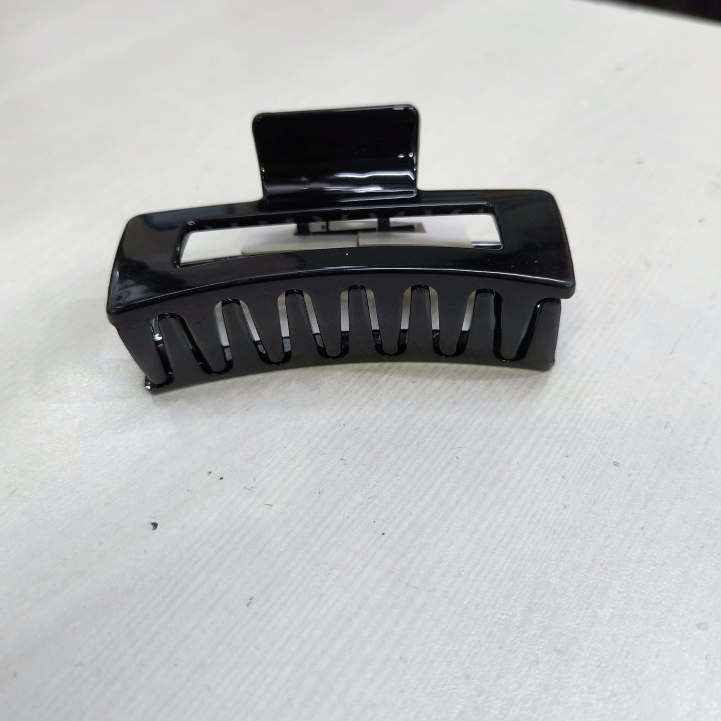 AM1291 Stylish Square Claw Hair Clips for Women - Secure Hold & Chic Design - 1 Piece