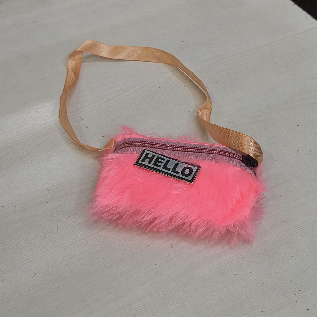 Amd-Deodap fashionable fur shoulder bag for girls in bright pink with HELLO patch and a beige strap