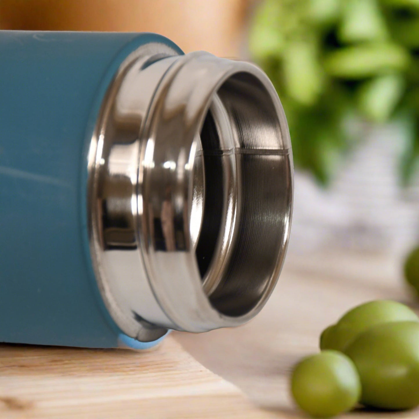 Wukusy leak proof fridge bottle 500ml with a sleek design and stainless steel opening for freshness