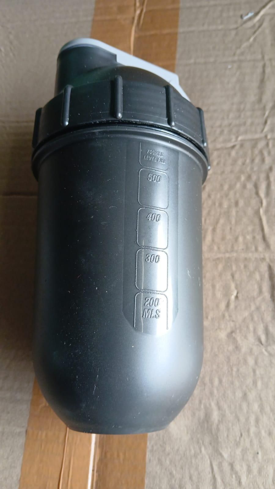 THE GIR FARMER leakproof workout shaker cup in black with measurement markings up to 500ml
