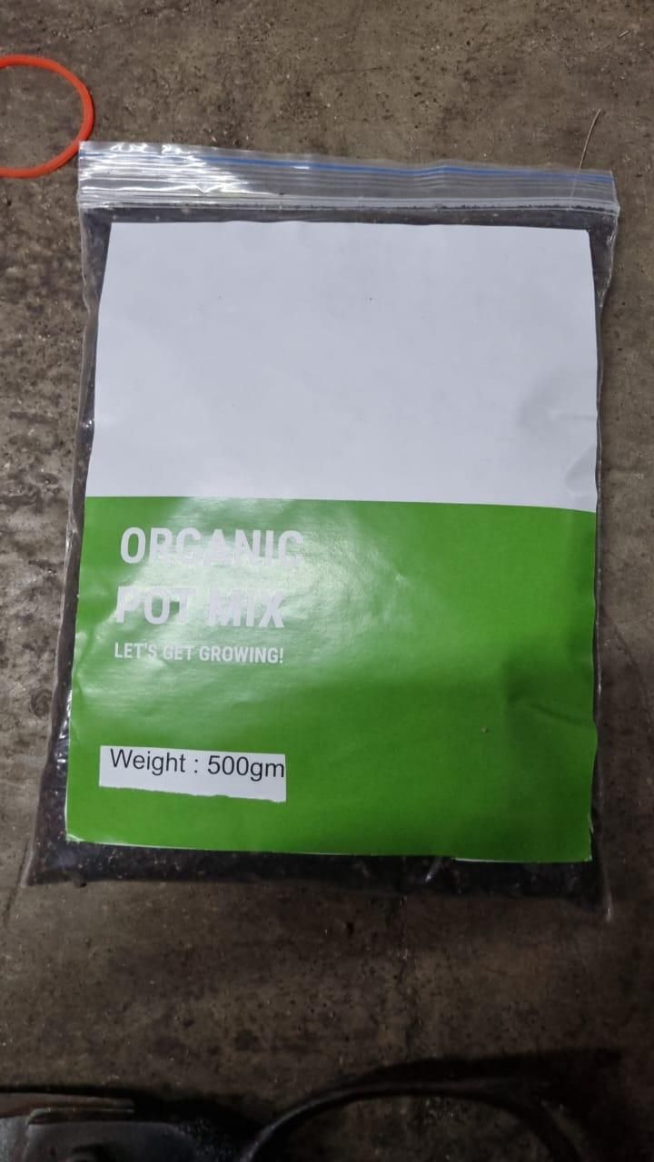 500g packet of organic potting mix for healthy plant growth and gardening
