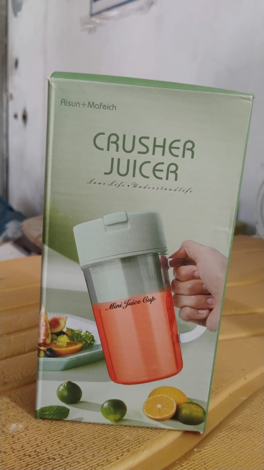 Portable Crusher Juicer With Handle & Straw, USB Rechargeable Multi Blades (420 ML) Your Brand