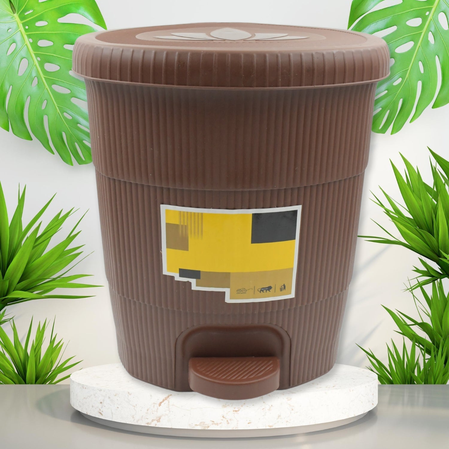 Homeware Dustbin Clean Mini Small Size Plastic Pedal Dustbin Used For Kitchen, Office, Car (1 PC) Your Brand