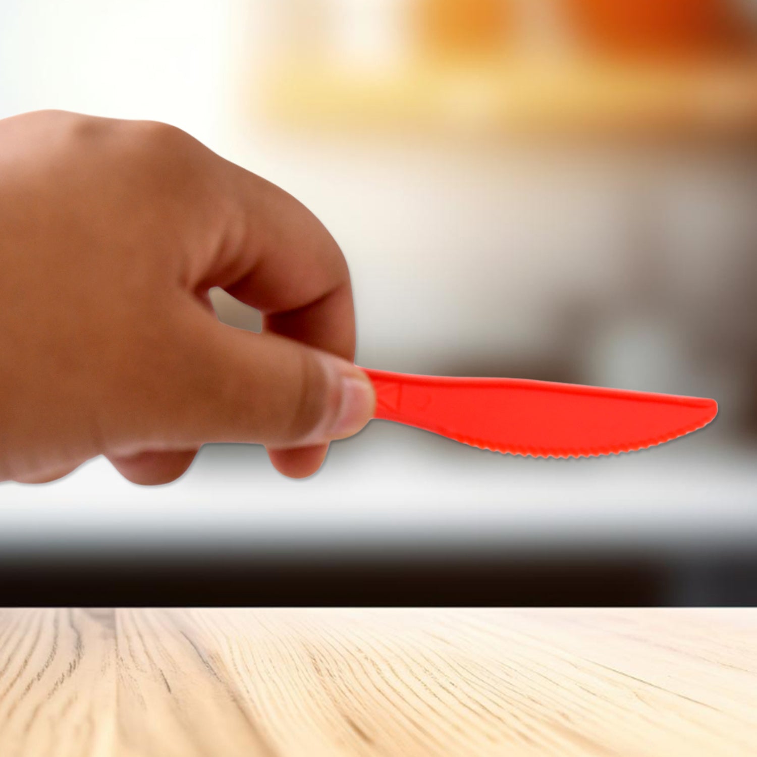 Durable Plastic Knives (8 Pc) Your Brand