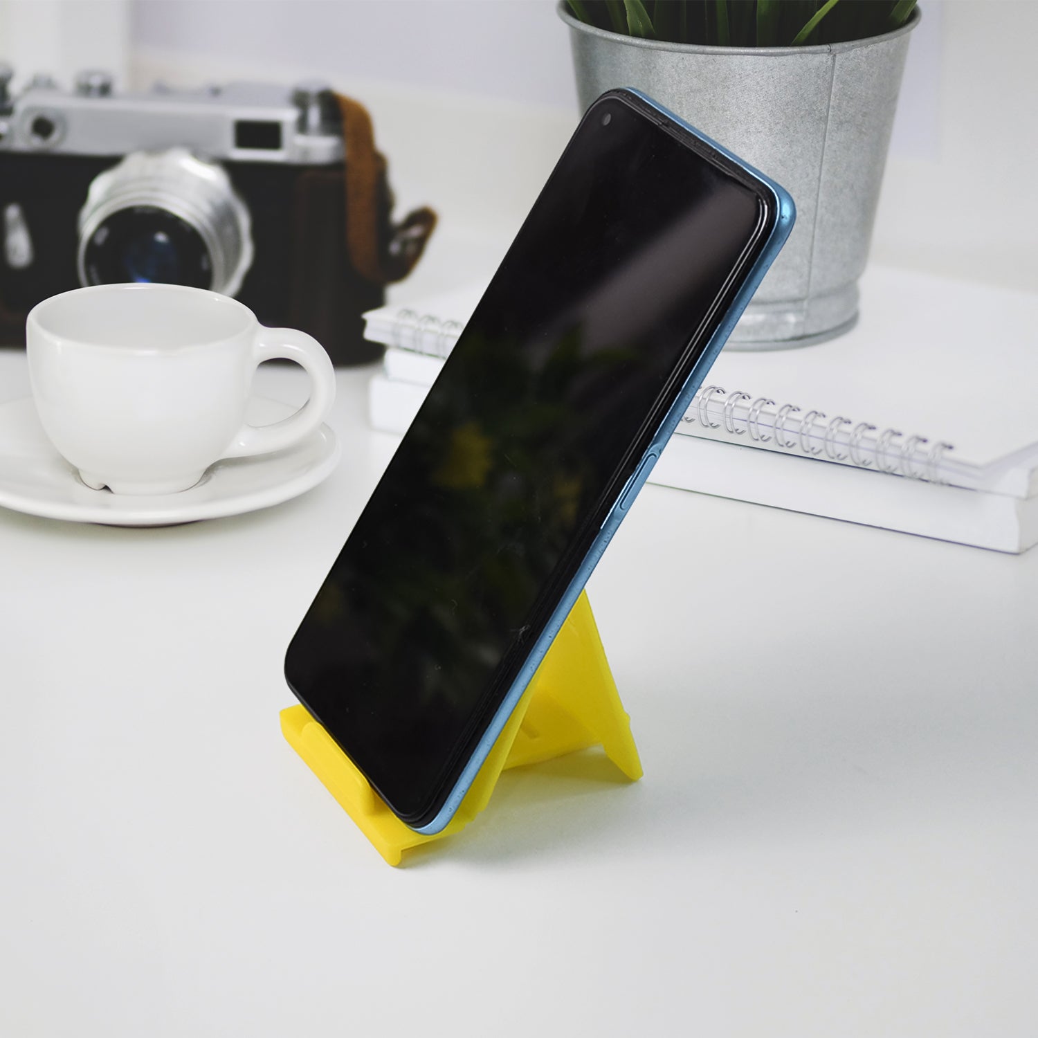 Adjustable Foldable Plastic Mobile Phone Stand (1 Pc / Mix Color) Your Brand