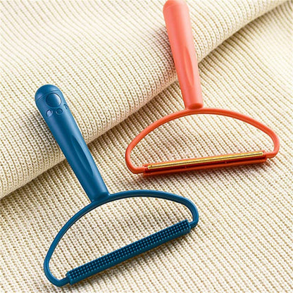 2-in-1 Portable Lint Remover – Long-Handle Brush & Sticky Roller for Clothes, Furniture & Carpets (1 Pc) Your Brand