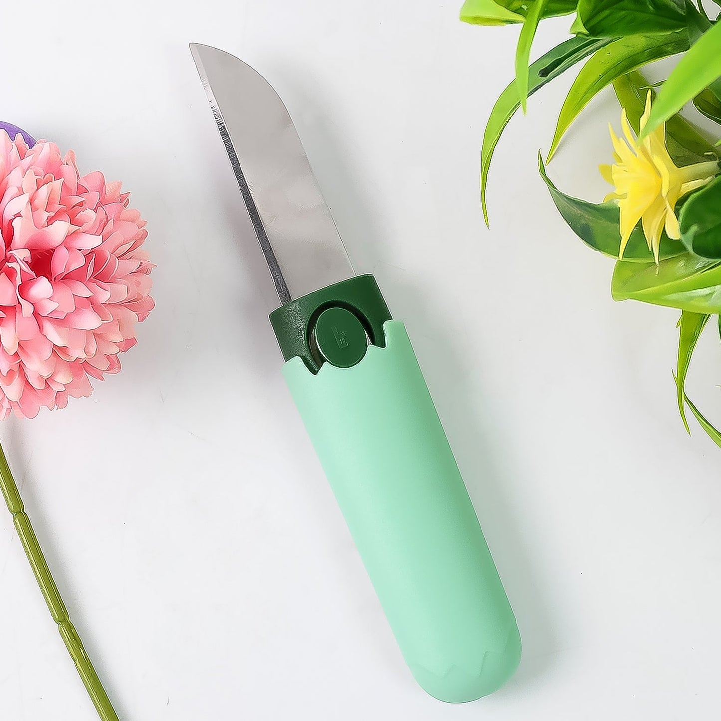 2-in-1 Multifunctional Knife & Sawtooth Peeler for Fruits and Vegetables Your Brand