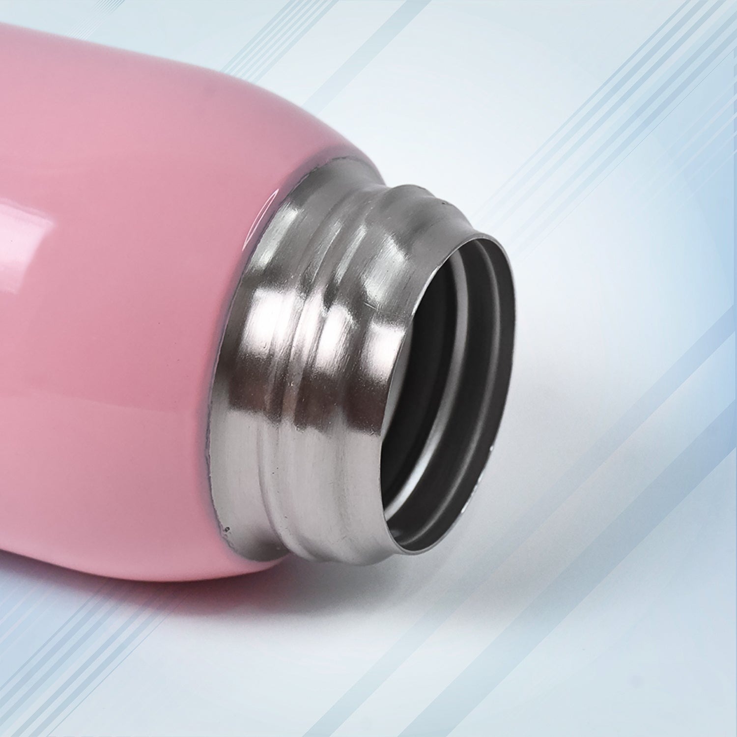 Thermos steel Double Wall Vacuum Bottle With Cover & Strap 600ml Approx Your Brand