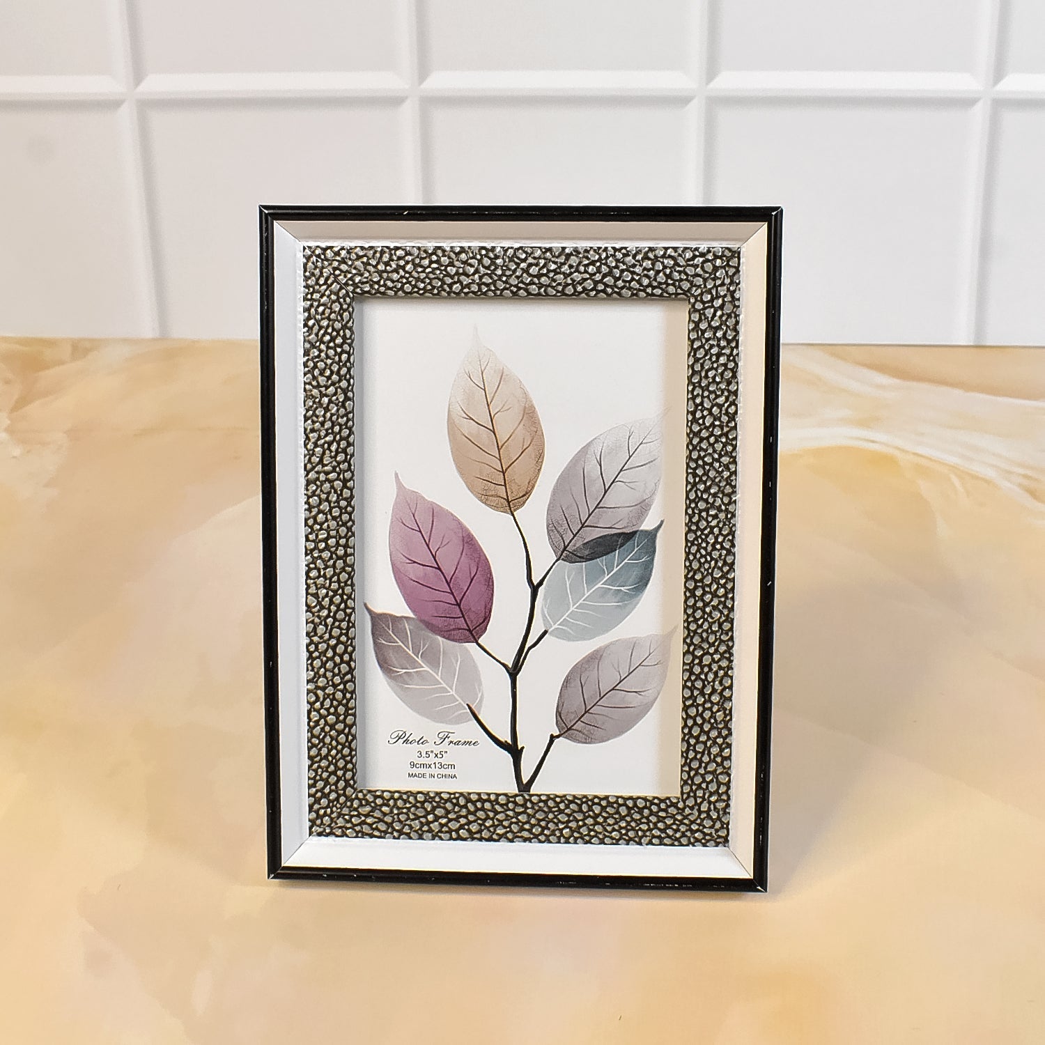 Modern Plastic Picture Frame Photo Holder (1 Pc / Mix Color & Design / 15×12 Cm) Your Brand