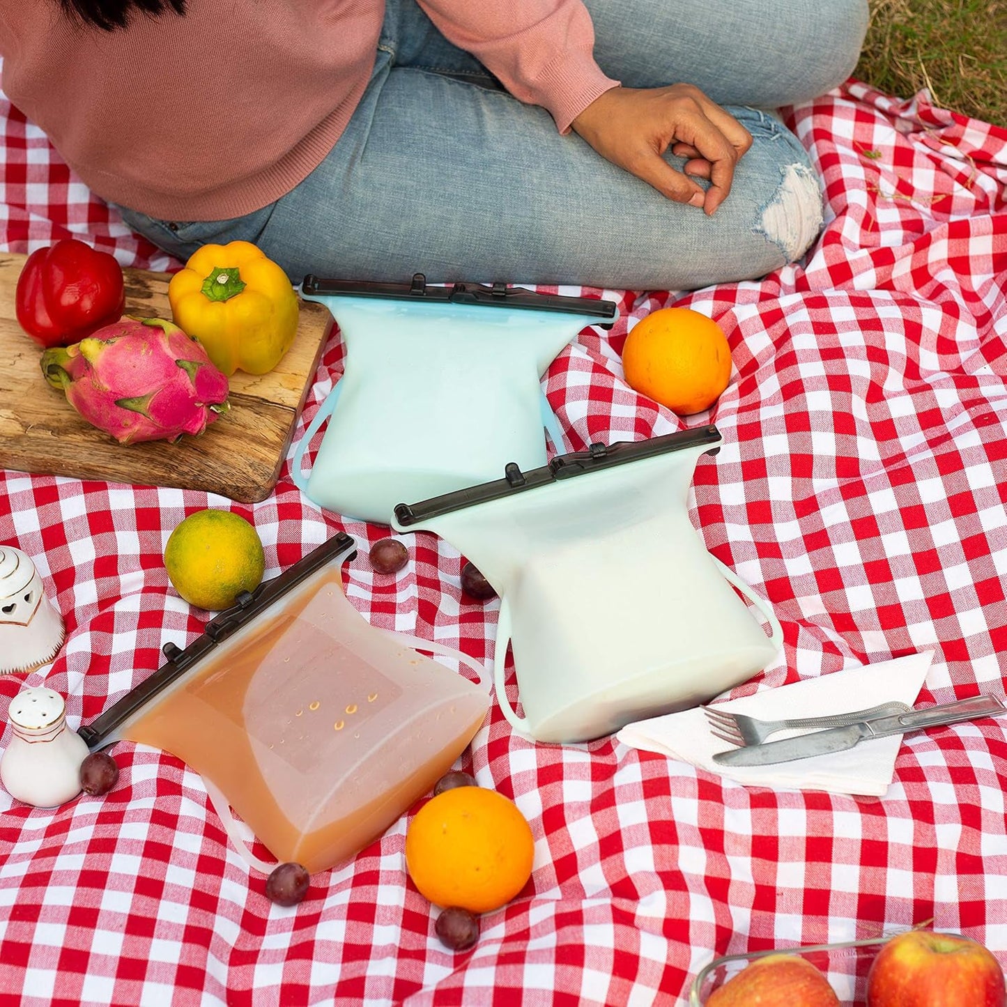 Eco-Friendly Food Storage: Reusable Silicone Bags (3-Pack) - Leakproof & Safe Your Brand