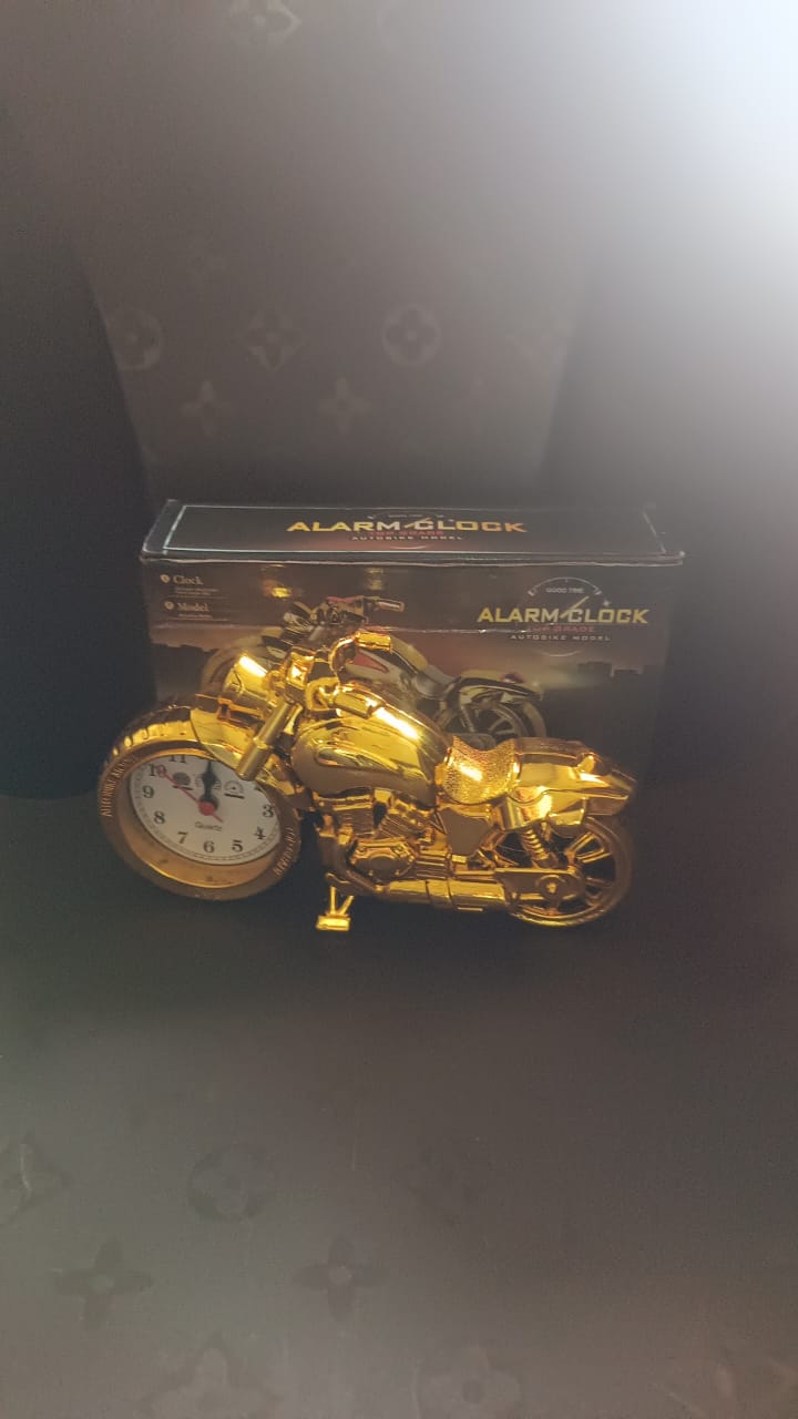 Golden Motorcycle Shape Alarm Clock, Motor Table Clock for Home Decor (1 Pc) Your Brand