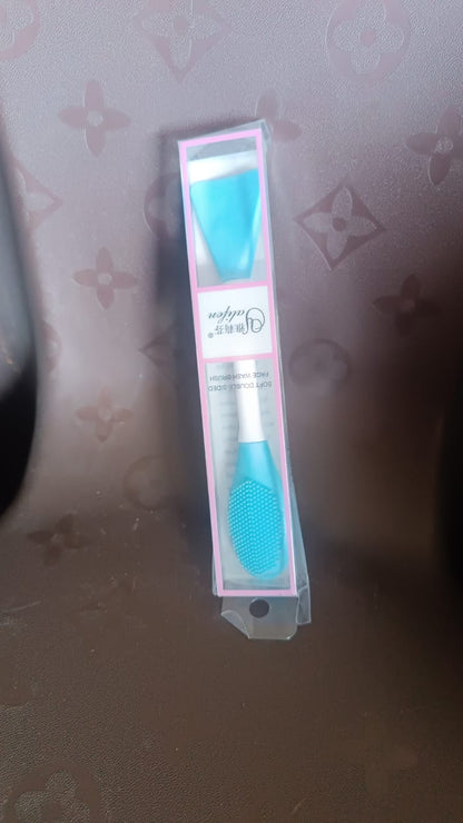 2-in-1 Silicone Face Scrubber (1 Pc) Your Brand