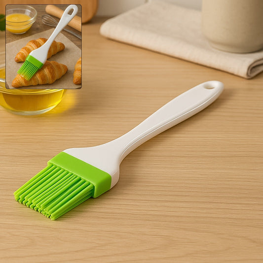Silicone Kitchen Oil Spatula Brush with Handle Pastry / Cake Brush (17 cm / 1 Pc) Your Brand