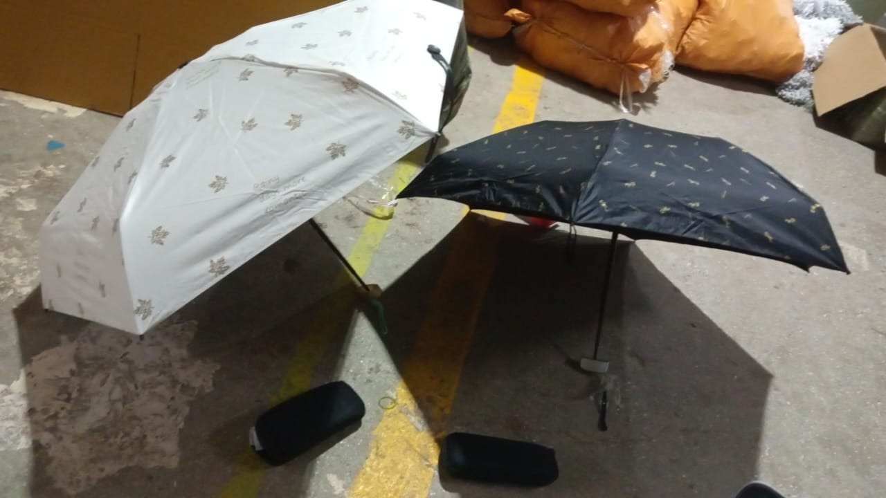 3-Fold Cute Umbrella – Sun & Rain Protection, UV Shield (1 Pc / With Zip Case) Your Brand