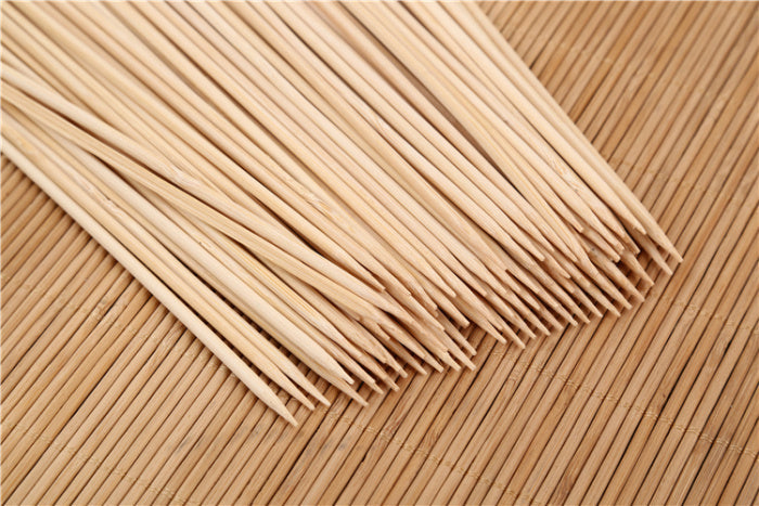 Natural Bamboo Wooden Skewers / BBQ Sticks for Barbeque and Grilling Your Brand