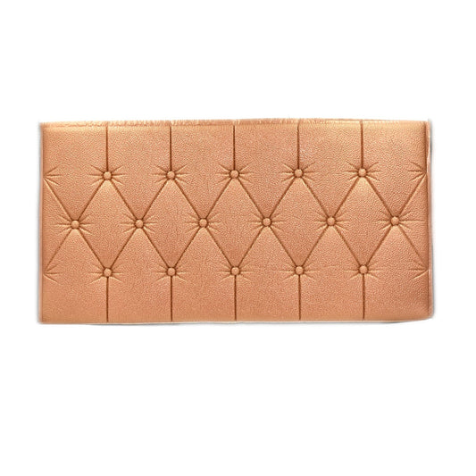 Elegant 3D adhesive wallpaper in a chic tufted design for stylish home improvement