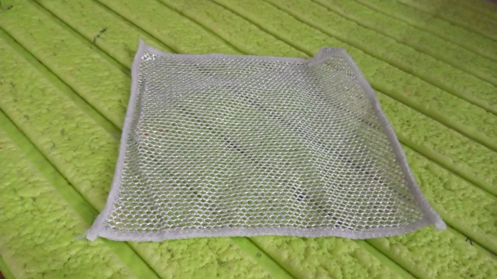 One-Sided Multipurpose Microfiber Cloths, Scrubber (1 Pc / 19x19 Cm) Your Brand