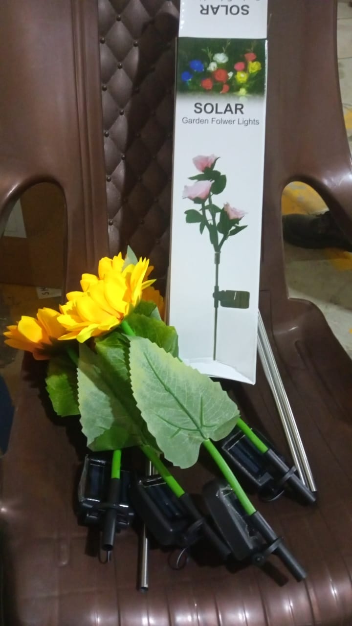 Garden Solar Sunflower Outdoor LED Light  Inserted Ground Simulation Plant (4 Pcs Set) Your Brand