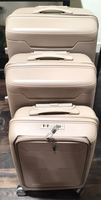 Hard-Shell Trolley Luggage Bag (Set of 3-pice / Mix Color) Your Brand
