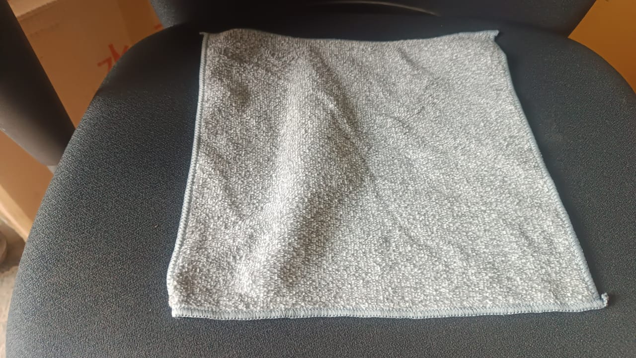 Heavy-Duty Multipurpose Microfiber Cleaning Cloth (1 Pc) Your Brand