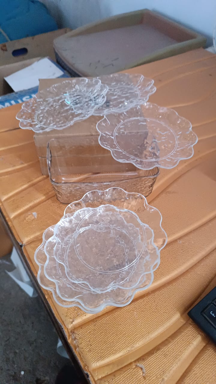 9 in 1 Plastic Bowl With Serving Tray / Plates Set Your Brand