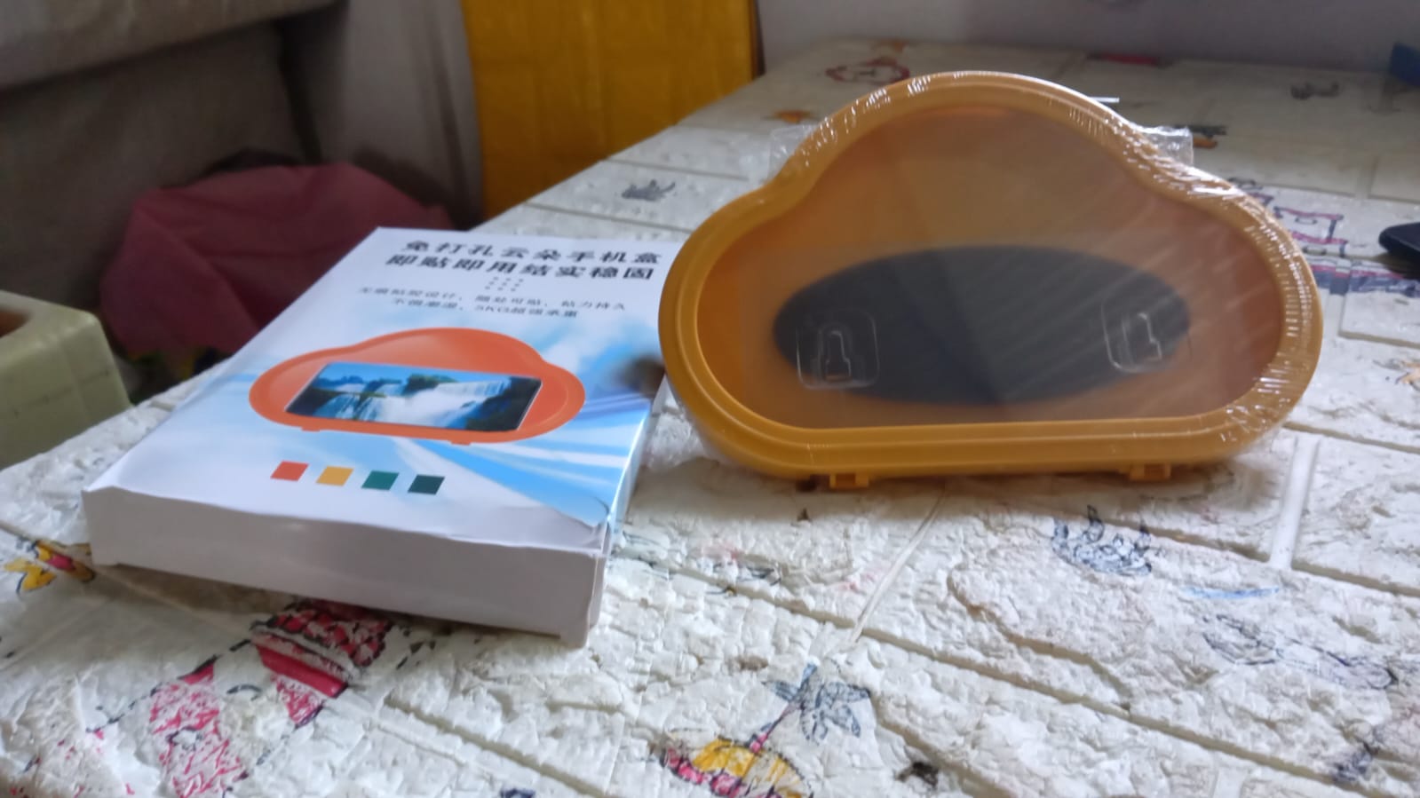 Smartphone / Mobile Stand, Waterproof Case, Smartphone Stand Case (1 Pc  / Mix Color) Your Brand