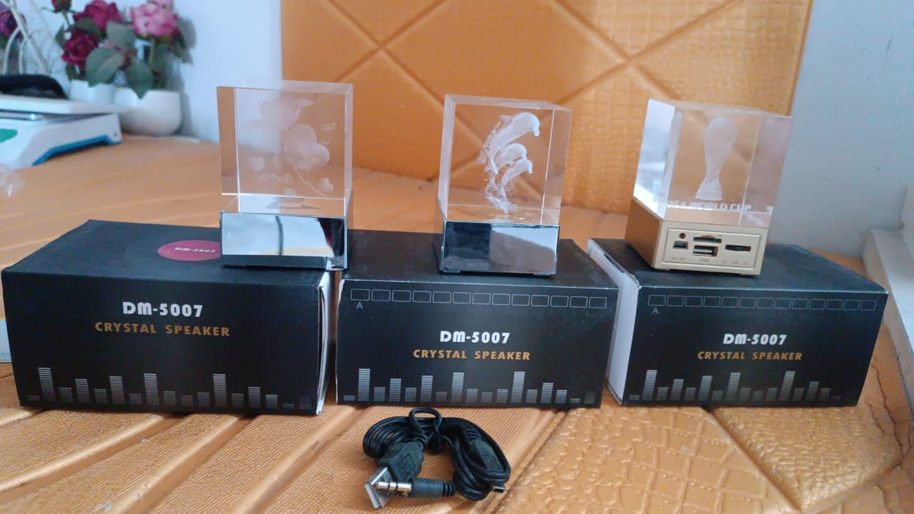 3D Mix Design LED Light Base With Speaker (1 Pc / B Grade) Your Brand